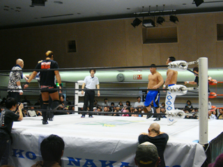 プロレス会場